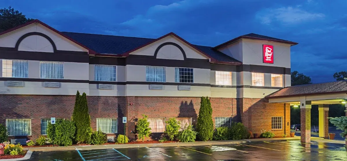 Red Roof Inn & Suites Lake Orion/Auburn Hills