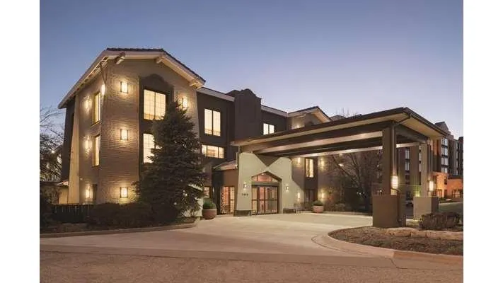 Country Inn & Suites by Radisson, Hoffman Estates, IL