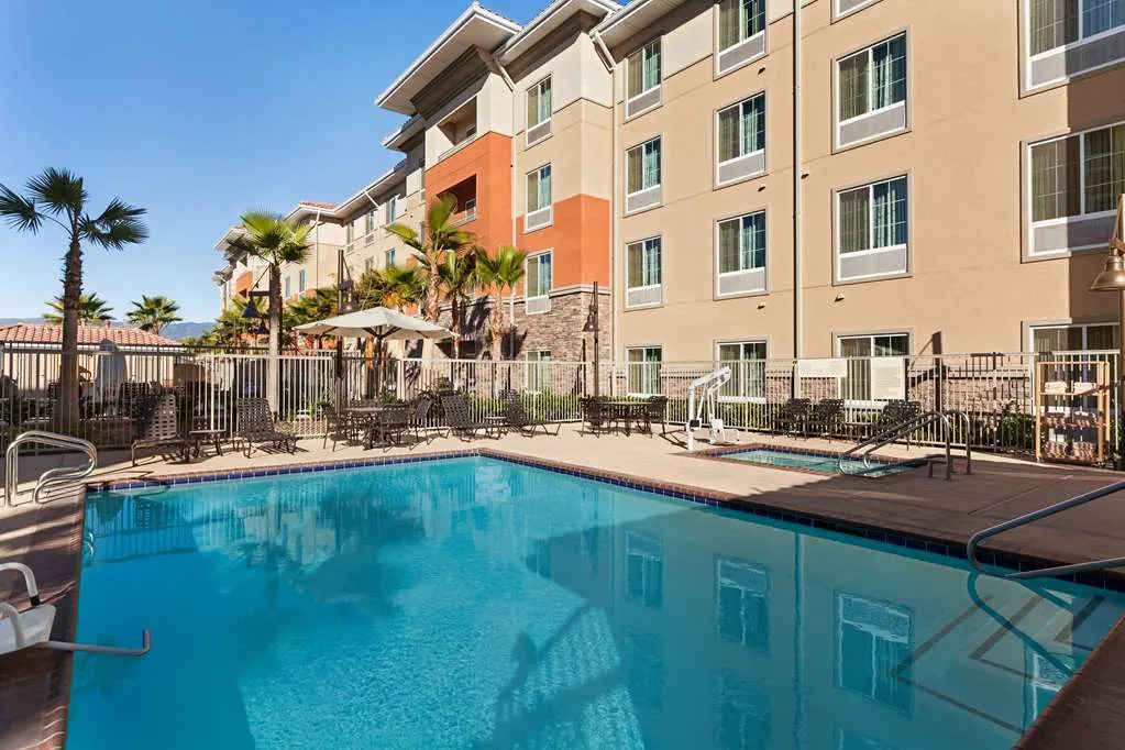 Hampton Inn & Suites San Bernardino
