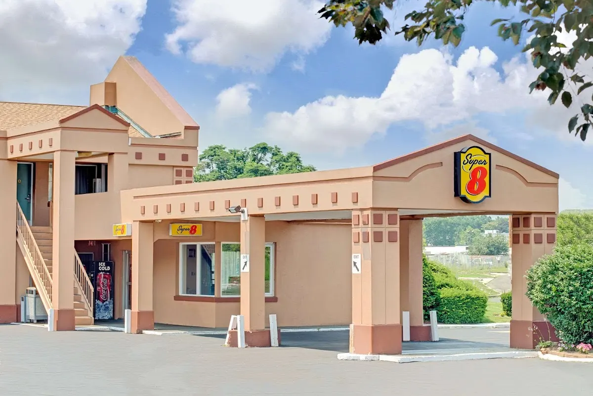 Super 8 by Wyndham Milford/New Haven