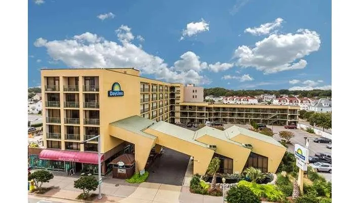 Days Inn by Wyndham Virginia Beach At The Beach