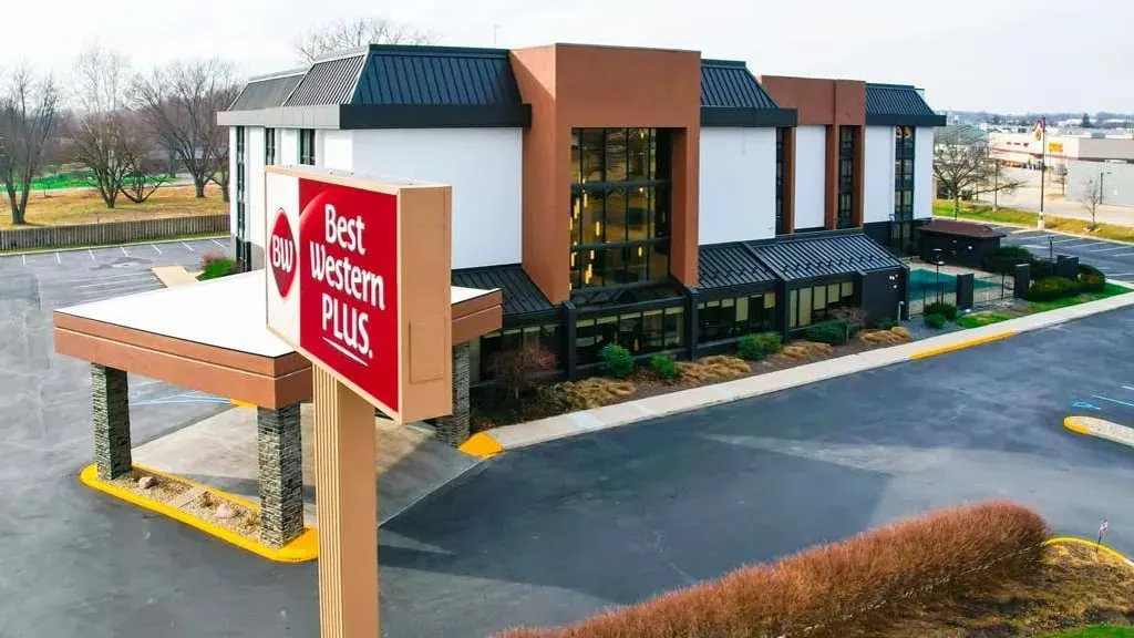 Best Western Plus Indianapolis North at Pyramids