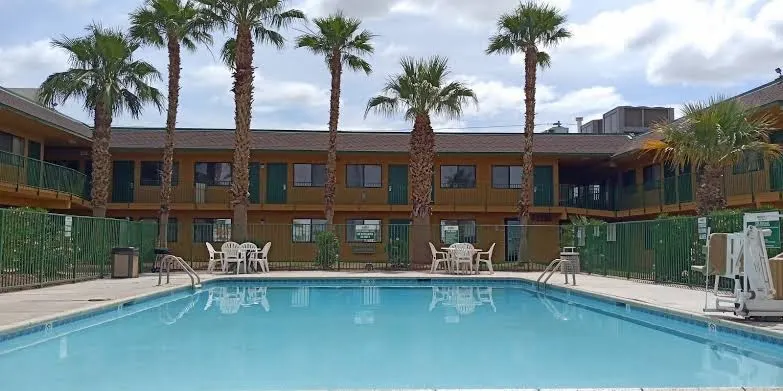 Budgetel Inn & Suites