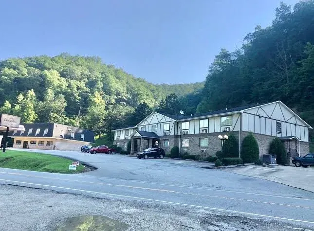 Brookshire Inn