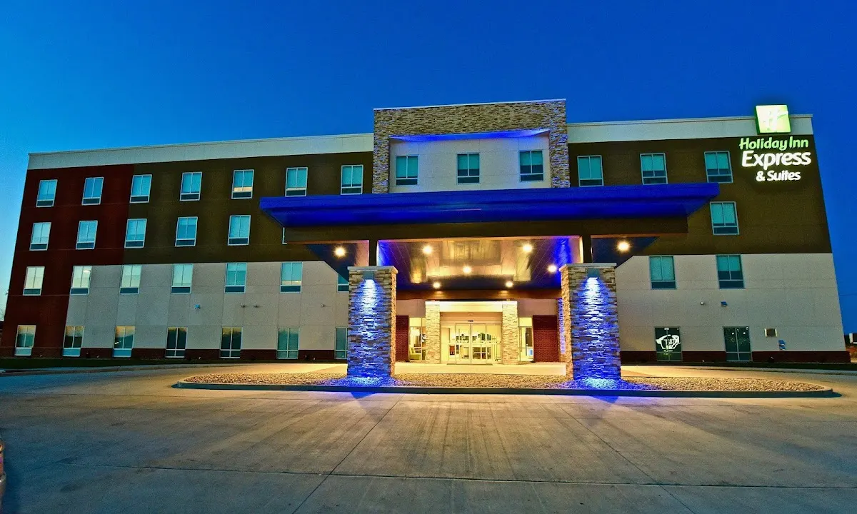 Holiday Inn Express & Suites Perryville I-55 by IHG