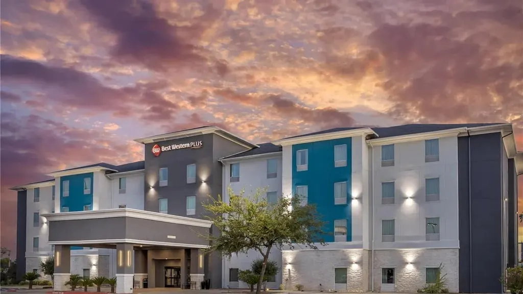 Best Western Plus Laredo Inn & Suites