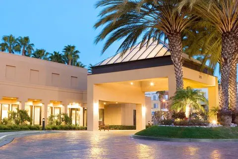Courtyard by Marriott Irvine John Wayne Airport/Orange County