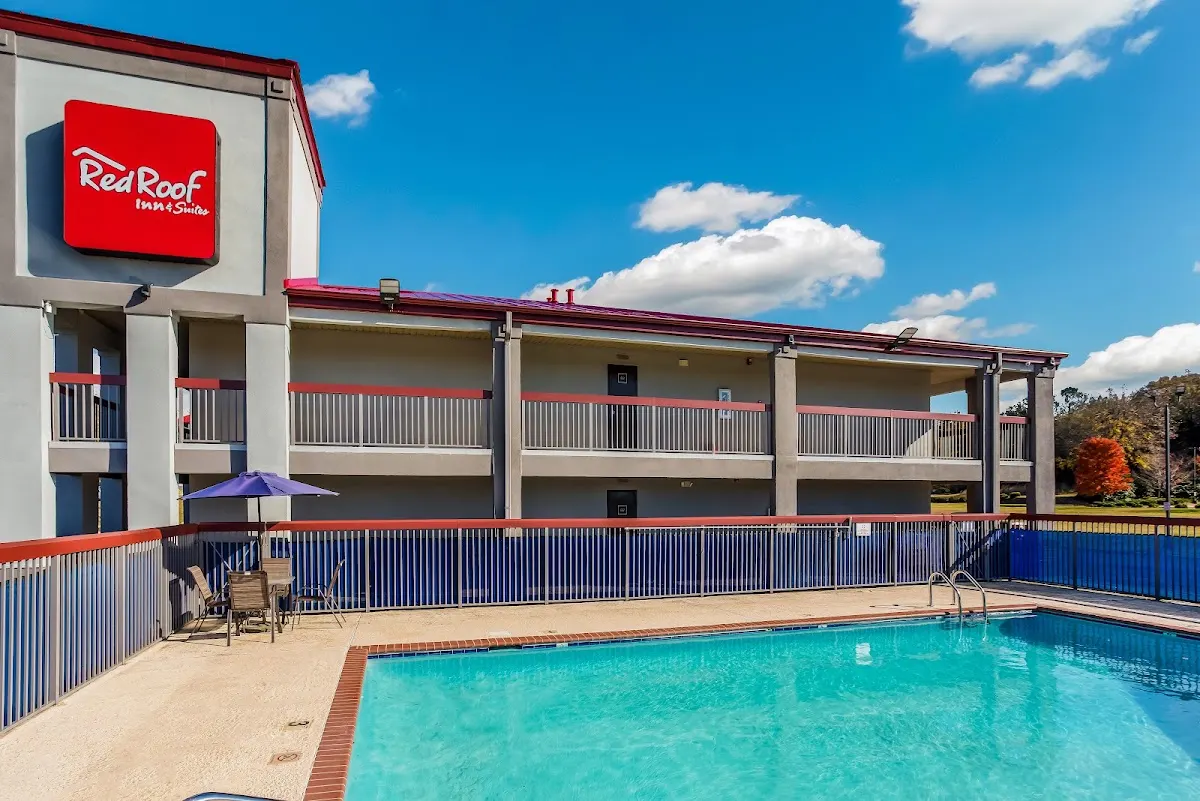 Red Roof Inn & Suites Athens, AL