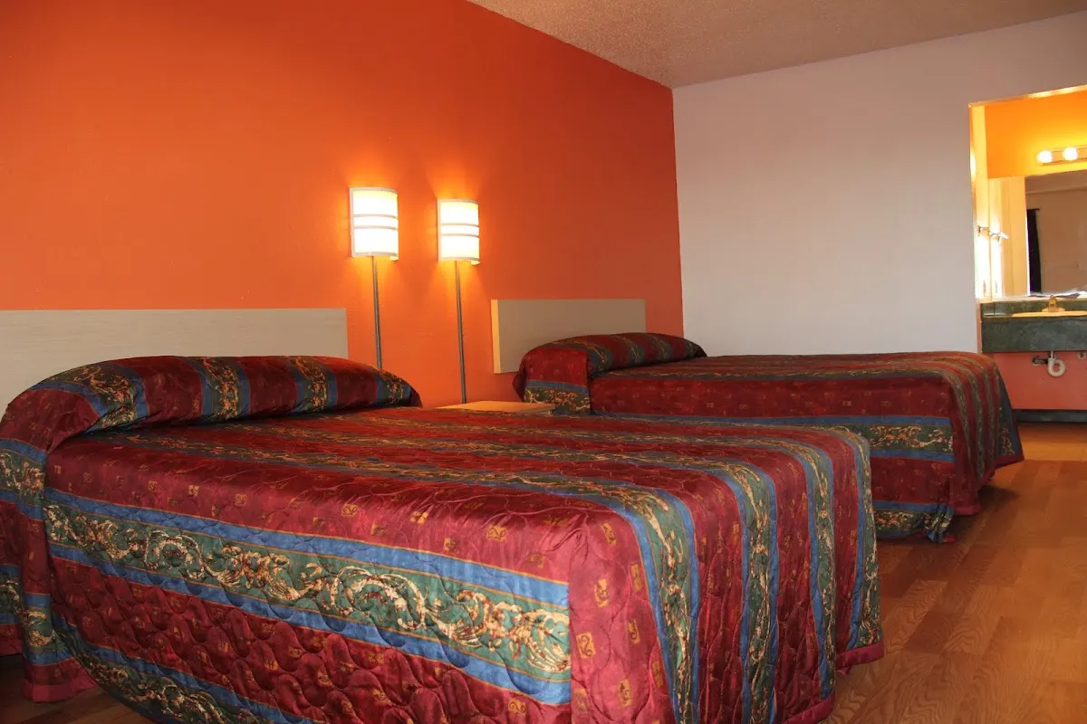 Sherman Inn