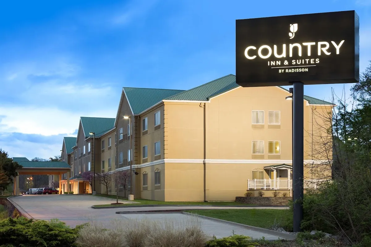 Country Inn & Suites by Radisson, Columbia, MO