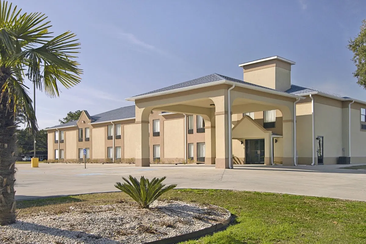 Days Inn & Suites by Wyndham Eunice