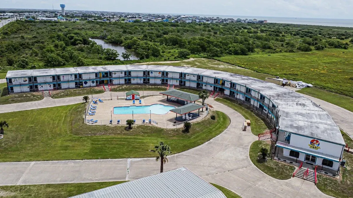Crystal Palace Resort