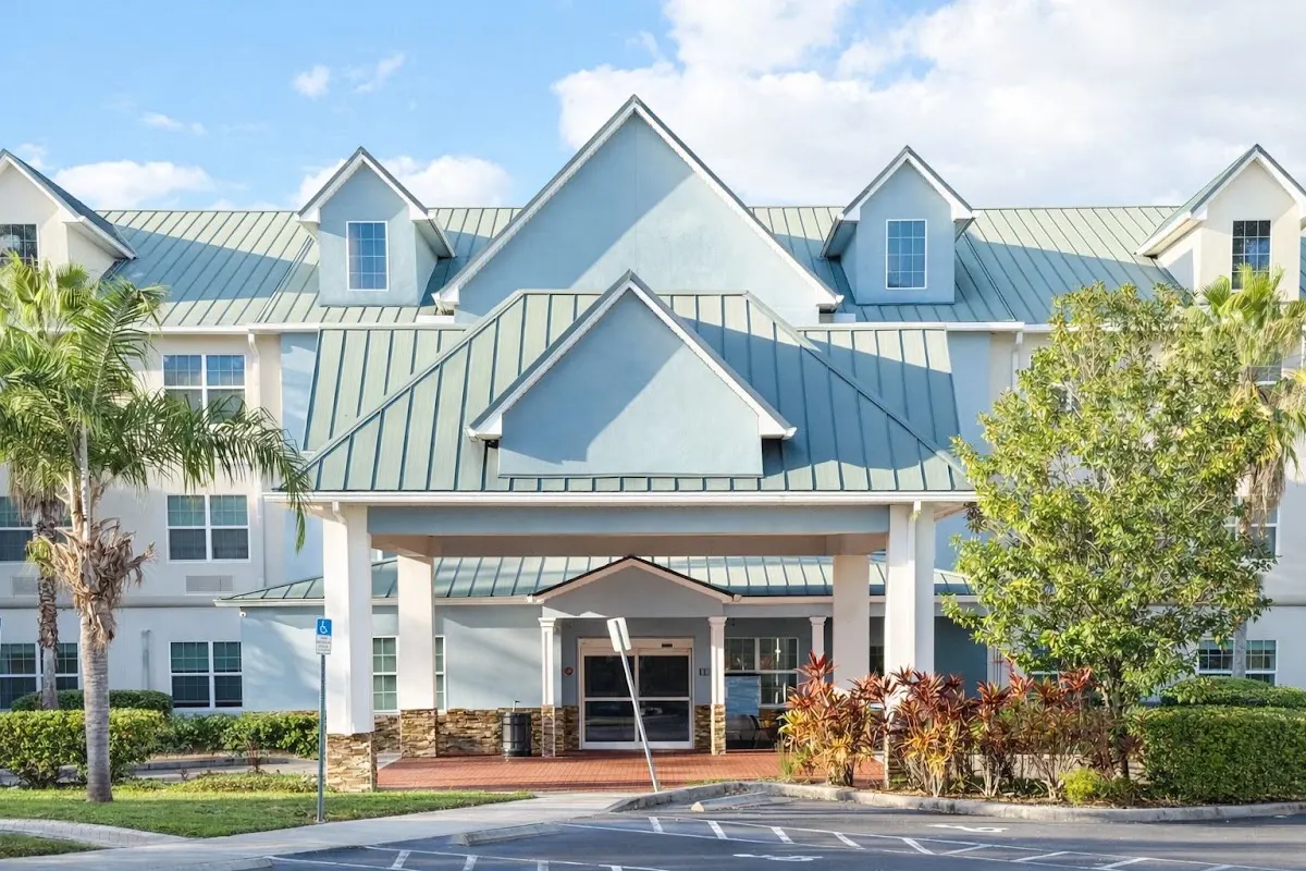 Comfort Inn & Suites Seffner-Tampa East