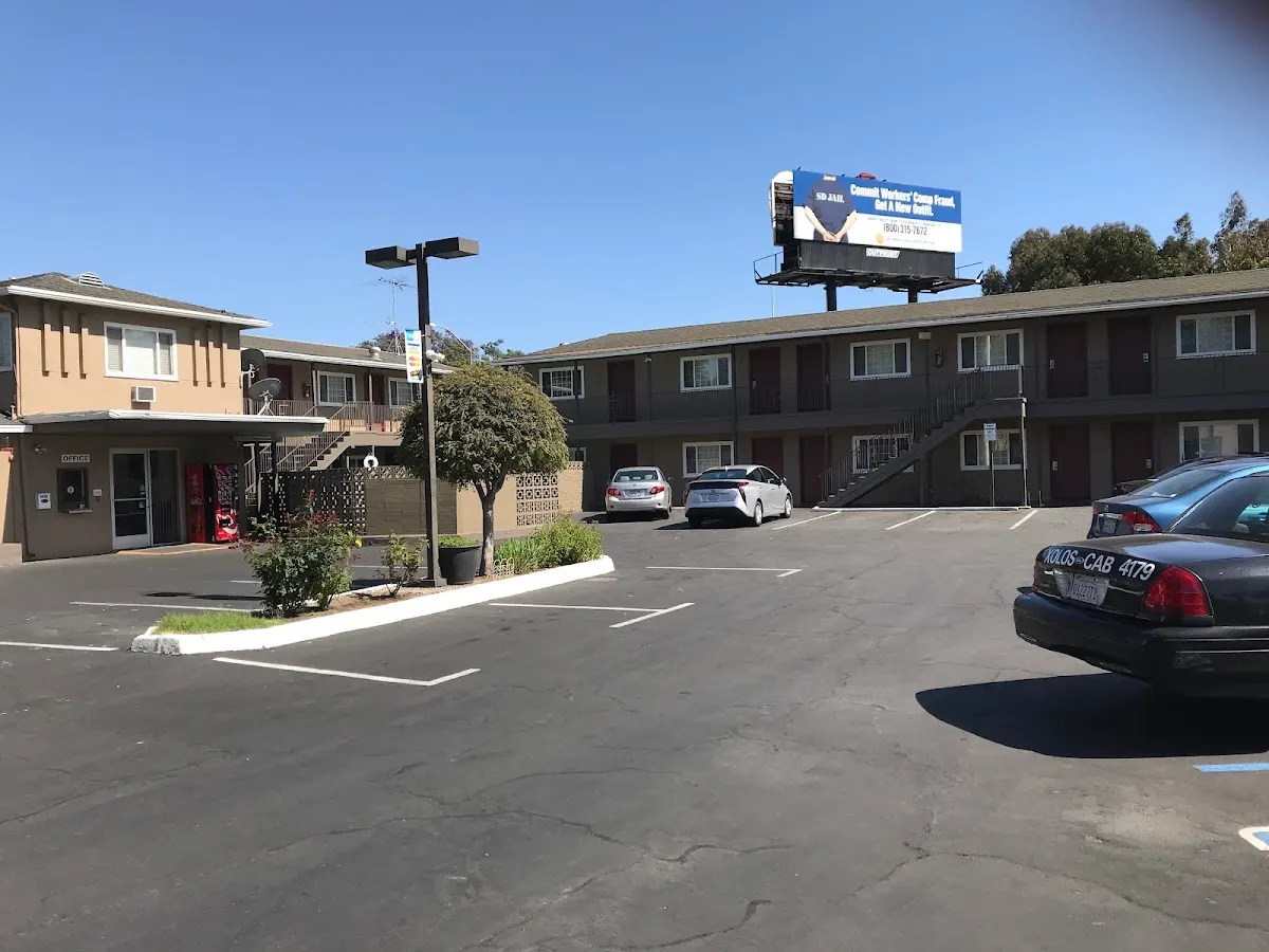 Flamingo Motel
