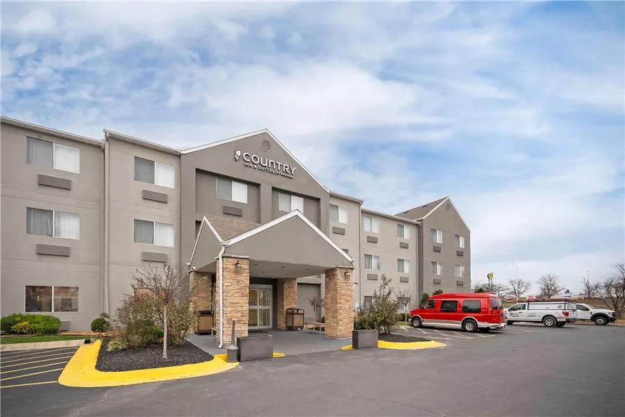 Country Inn & Suites by Radisson, Fairview Heights, IL