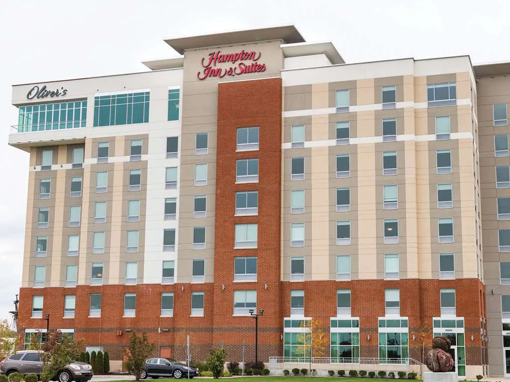 Hampton Inn & Suites Erie Bayfront