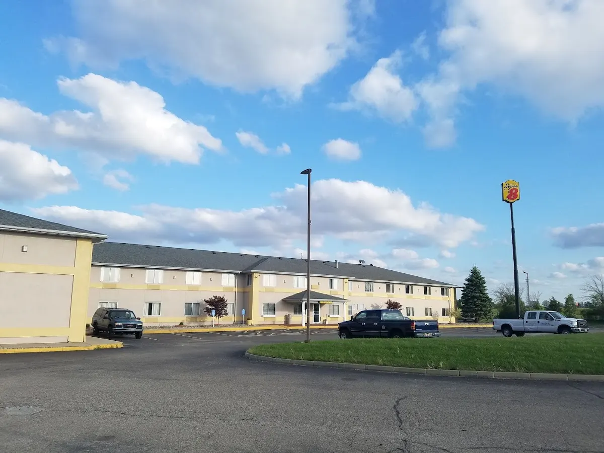 Super 8 by Wyndham Ionia MI