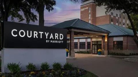 Courtyard by Marriott Dallas Addison/Quorum Drive