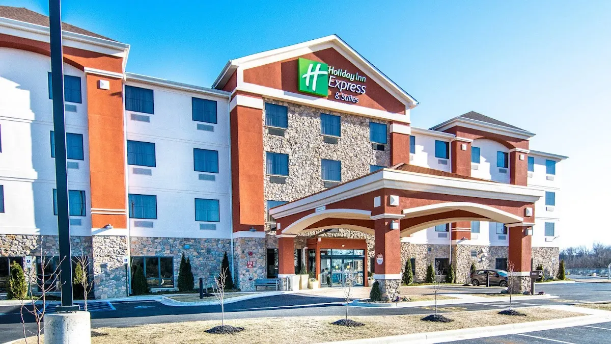 Holiday Inn Express & Suites Elkton - University Area by IHG