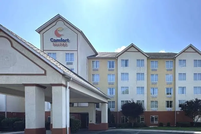 Charlotte Suites