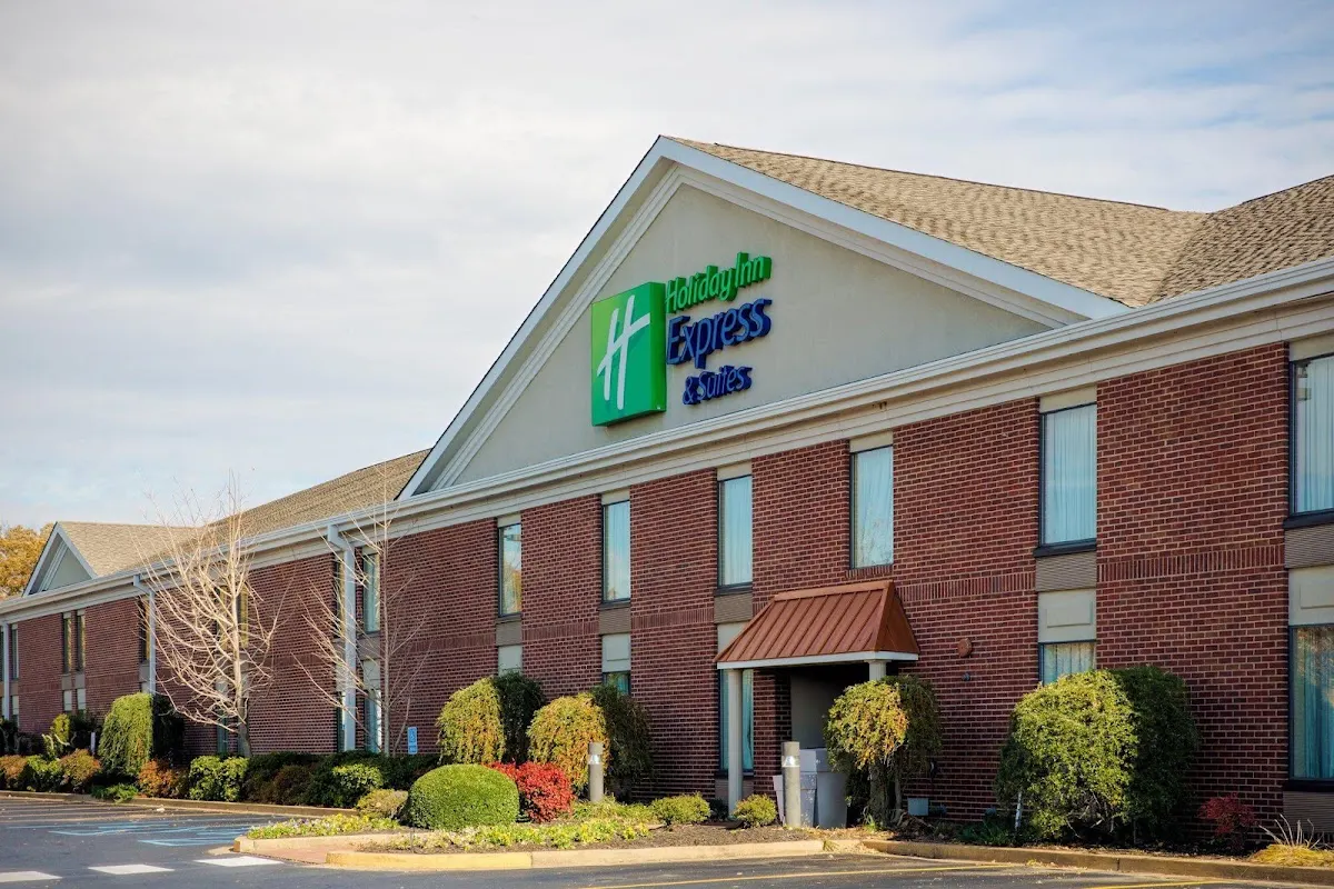 Holiday Inn Express & Suites Corinth by IHG