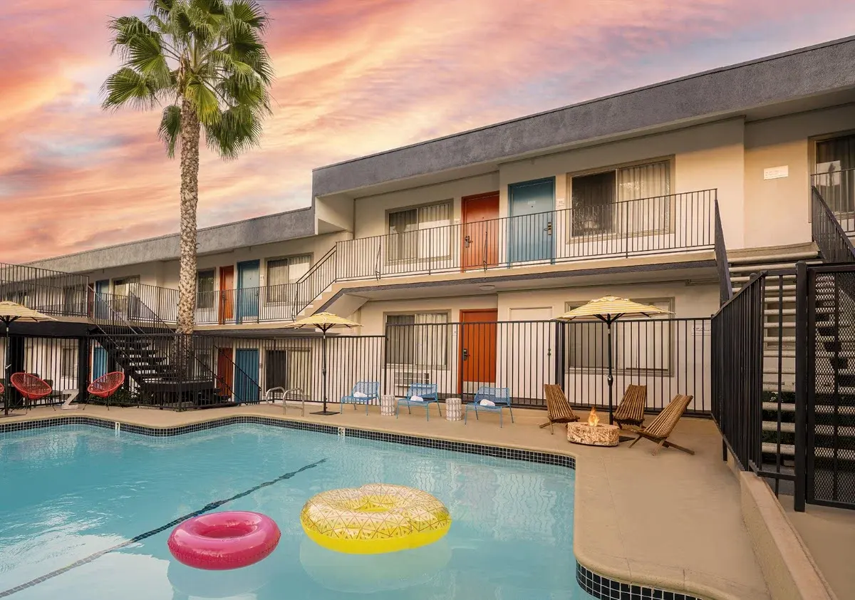 The Sojourn Los Angeles – Sherman Oaks