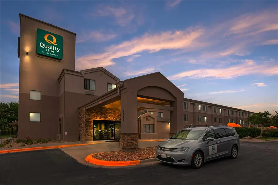 Quality Inn Kansas City International Airport