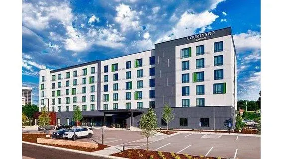 Courtyard by Marriott Minneapolis West