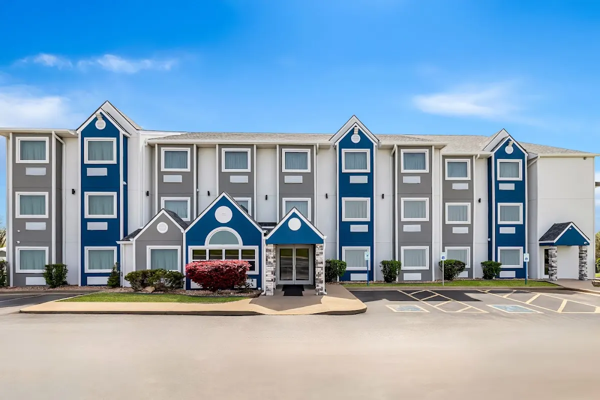 Microtel Inn & Suites by Wyndham Tulsa / Catoosa Route 66