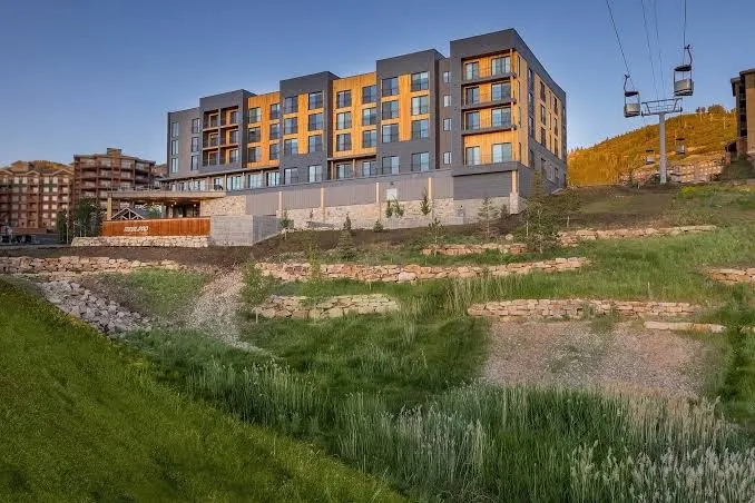 Canyon Haus by All Seasons Resort Lodging
