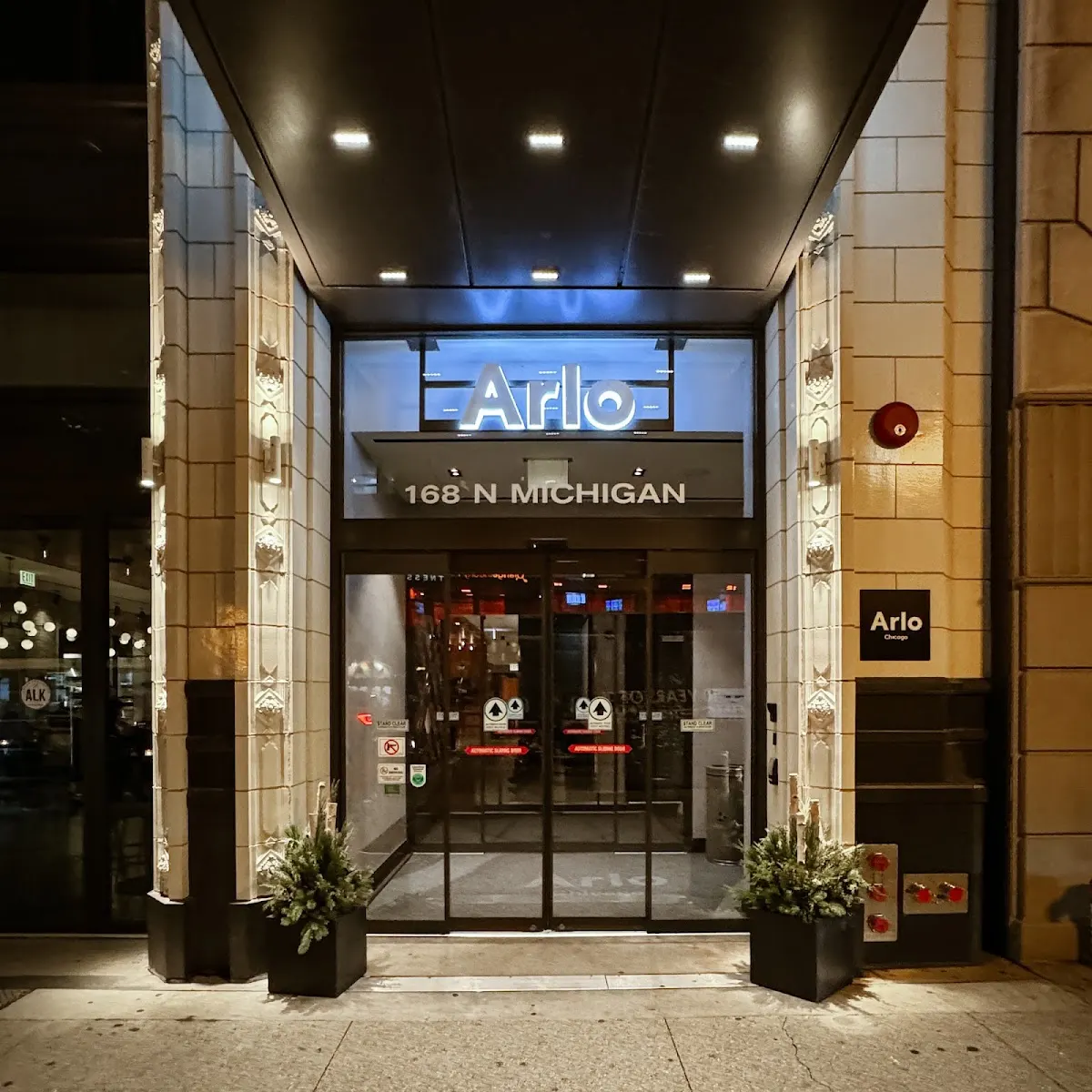 Arlo Chicago
