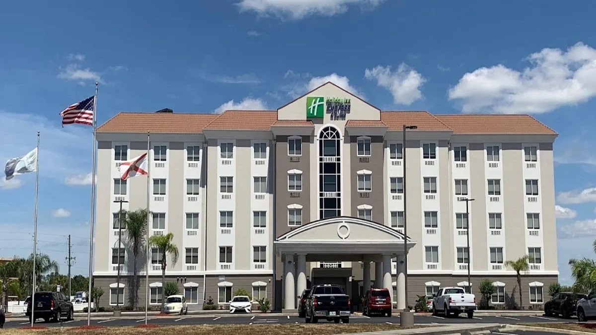 Holiday Inn Express & Suites Orlando South-Davenport by IHG