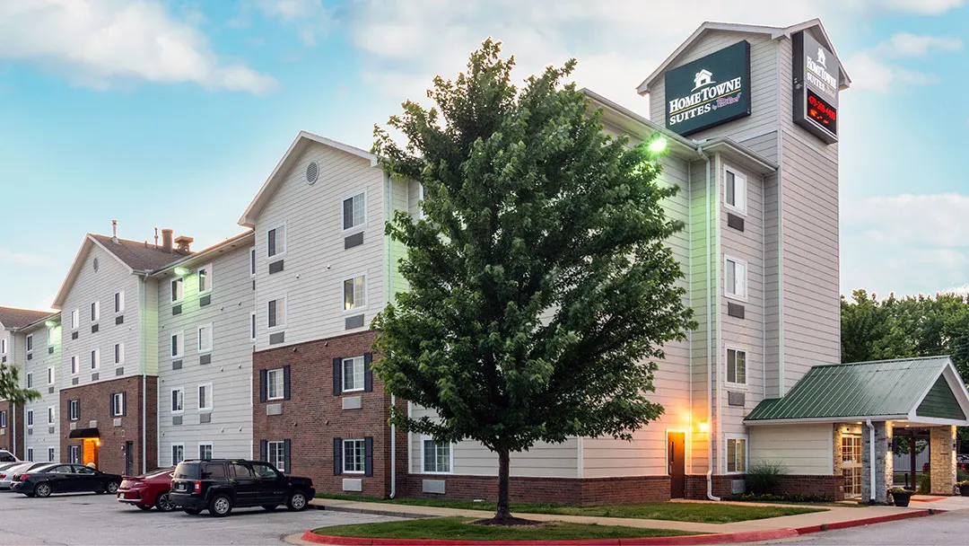HomeTowne Studios & Suites Bentonville